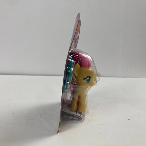 My Little Pony G4 Fluttershy Rainbow Power Brushable Neon MLP Hasbro Figure - Picture 5 of 6